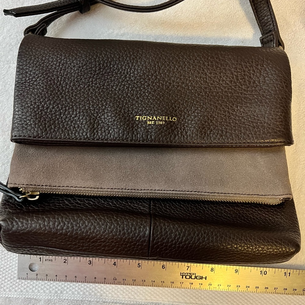 Tignanello Pebble&Suede Leather Multi-Pocket RFID Crossbody Brown Multi.
